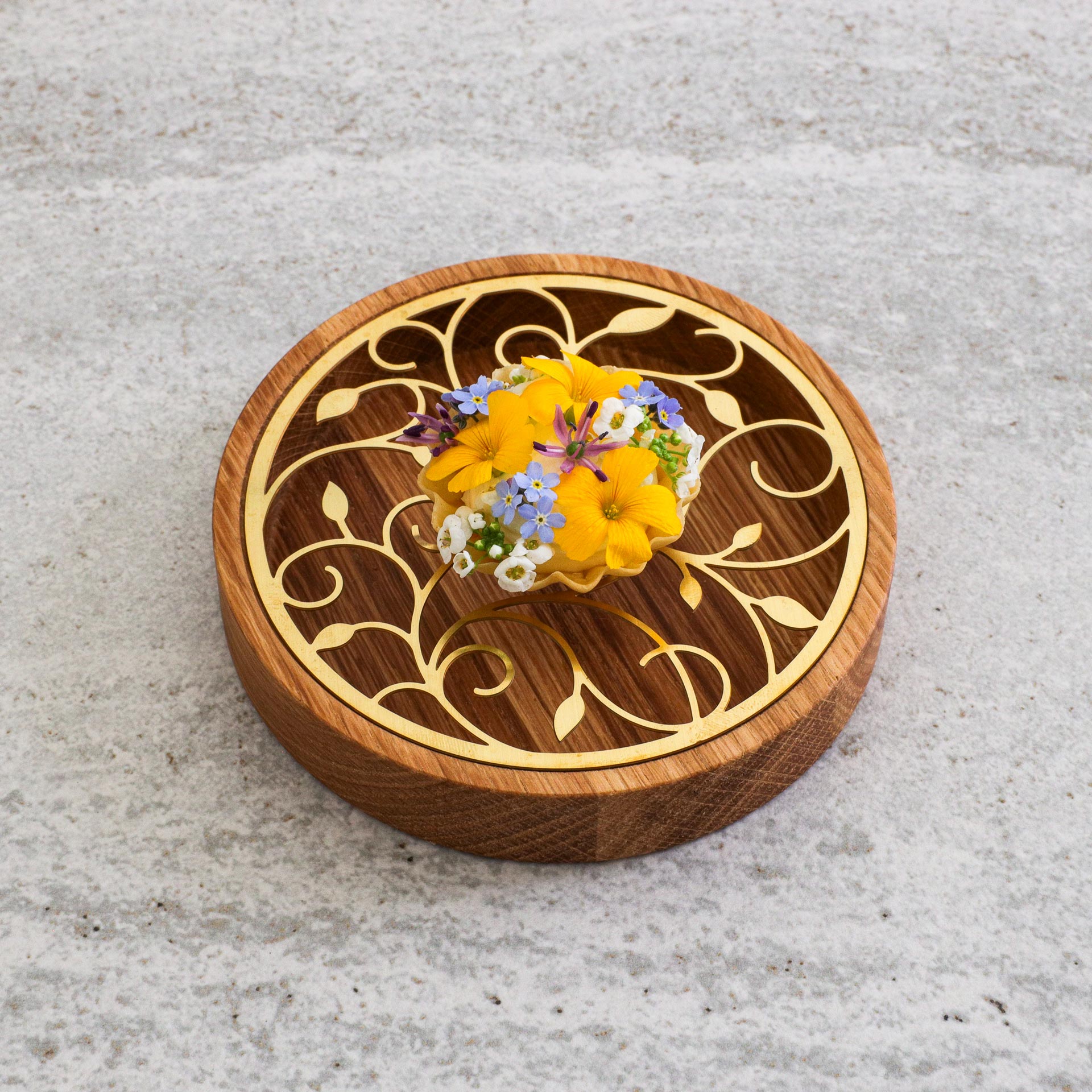AVA Classic - (1pc) Brass / Oak