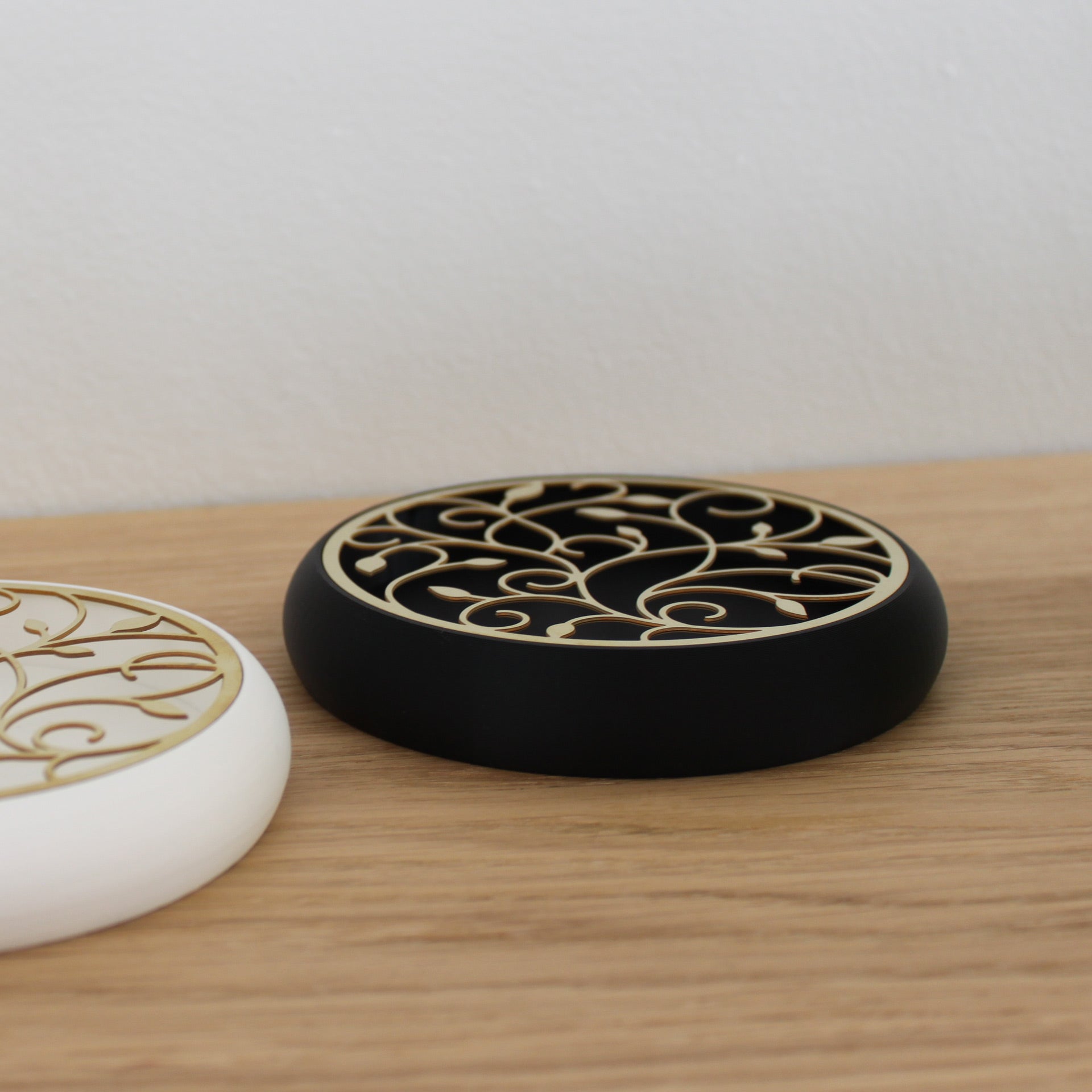 AVA Classic - (1pc) Brass / Black